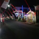 Semarakkan HUT RI Ke-75, Pemdes Kiping Pasang Lampu Hias Merah Putih Di Sepanjang Jalan Raya Desa Kiping